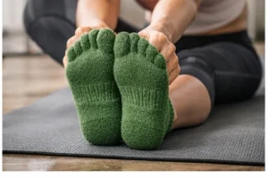 جوراب ورزشی چیست؟ 15 نکته طلایی انتخاب بهترین جنس + راهنمای جامع 2026 6 جوراب ورزشی