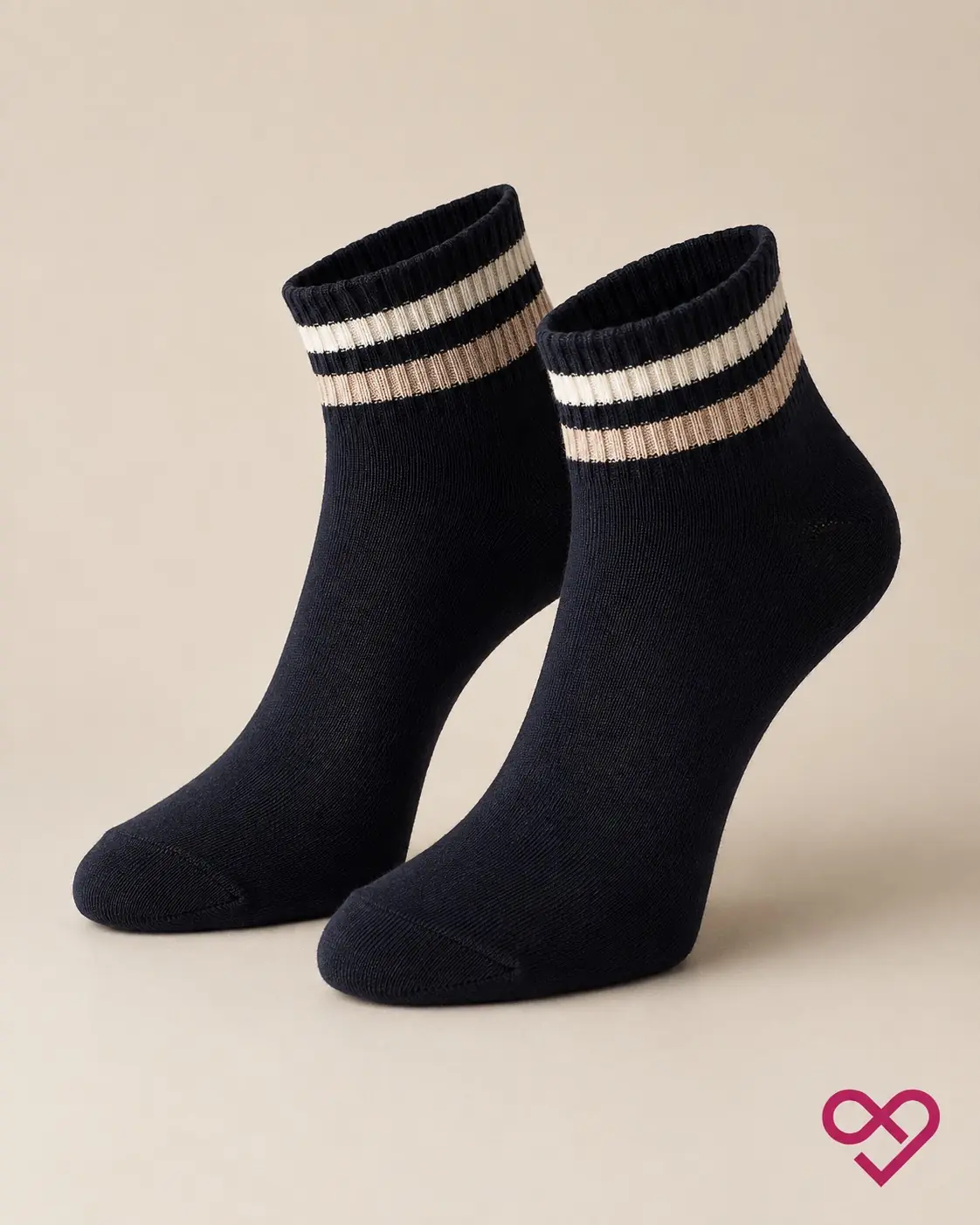 خرید جوراب مچی زنانه اسپرت لبه خط دار مشکی